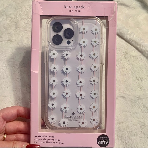 kate spade Accessories - Kate Spade IPhone 13 Pro Max Protective Case Clear with White Daisies Gold Pink
